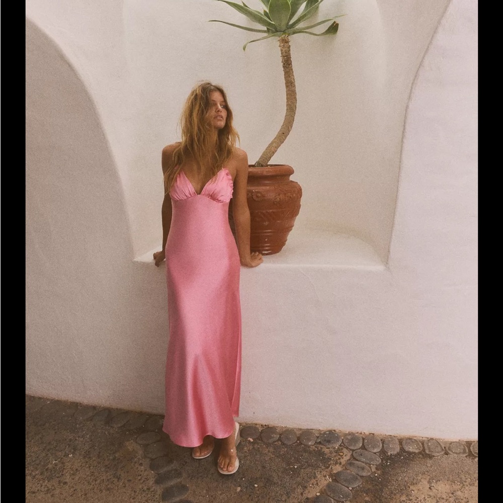 Zara Elegant Pink Satin Maxi Dress SOLD OUT ON SITE size Medium